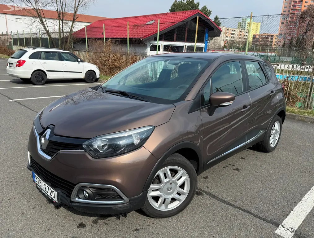 RENAULT CAPTUR 0,9 TCe 66kW - 2.maj. ČR - 92700km